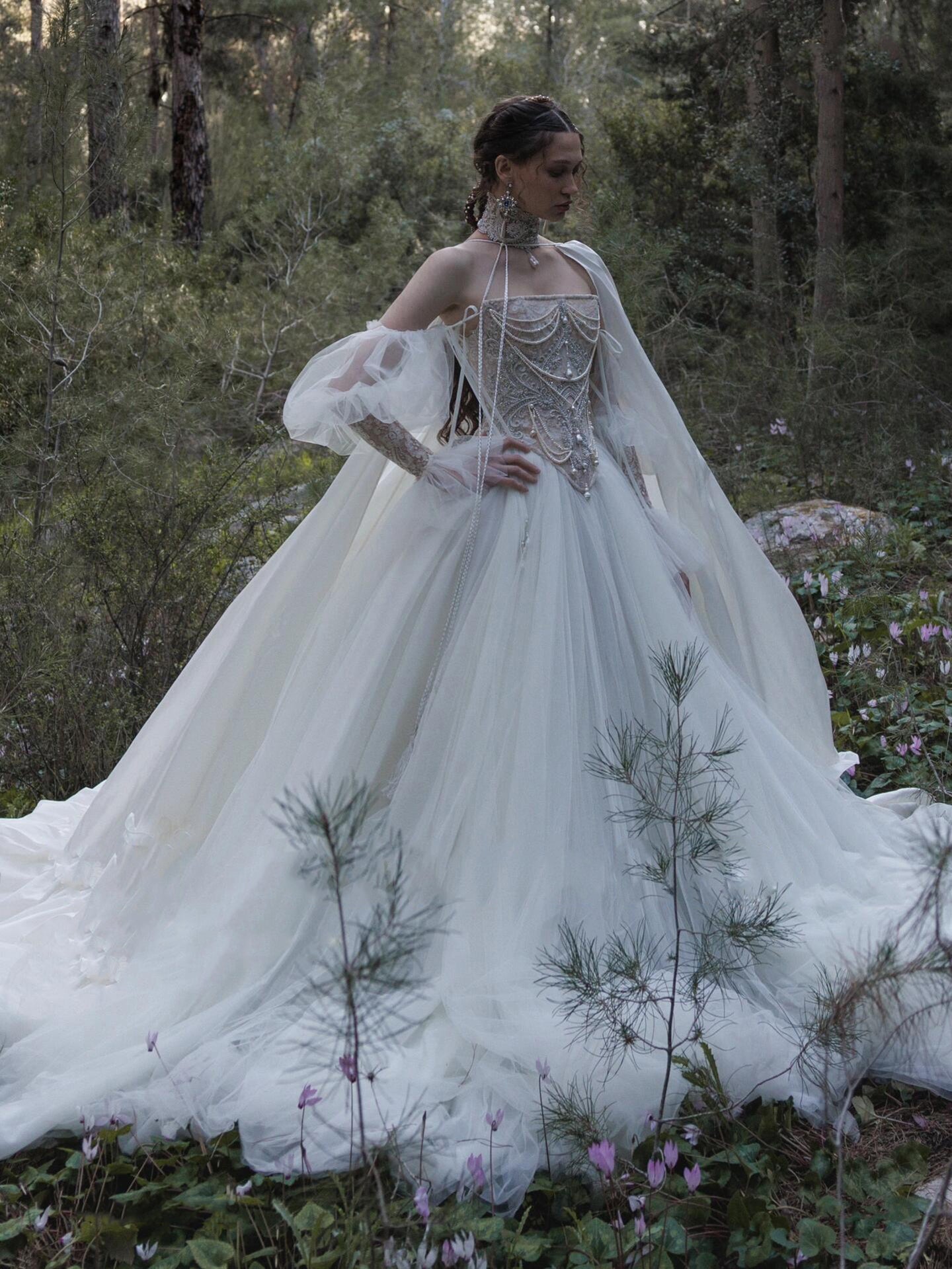 French light wedding dress bridal 2025 new high-end super fairy pearl celebrity light luxury welcome engagement dress out of the door veil